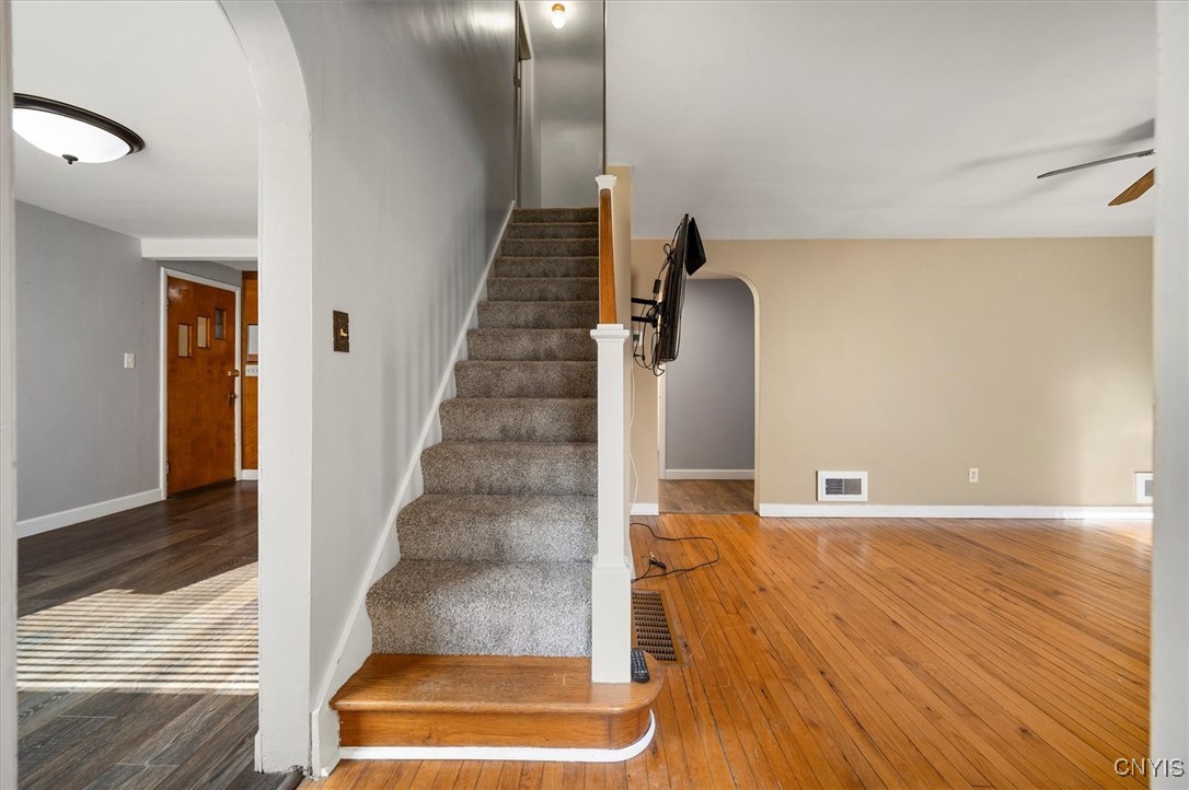 5 Hilltop Terrace, New Hartford, New York image 26