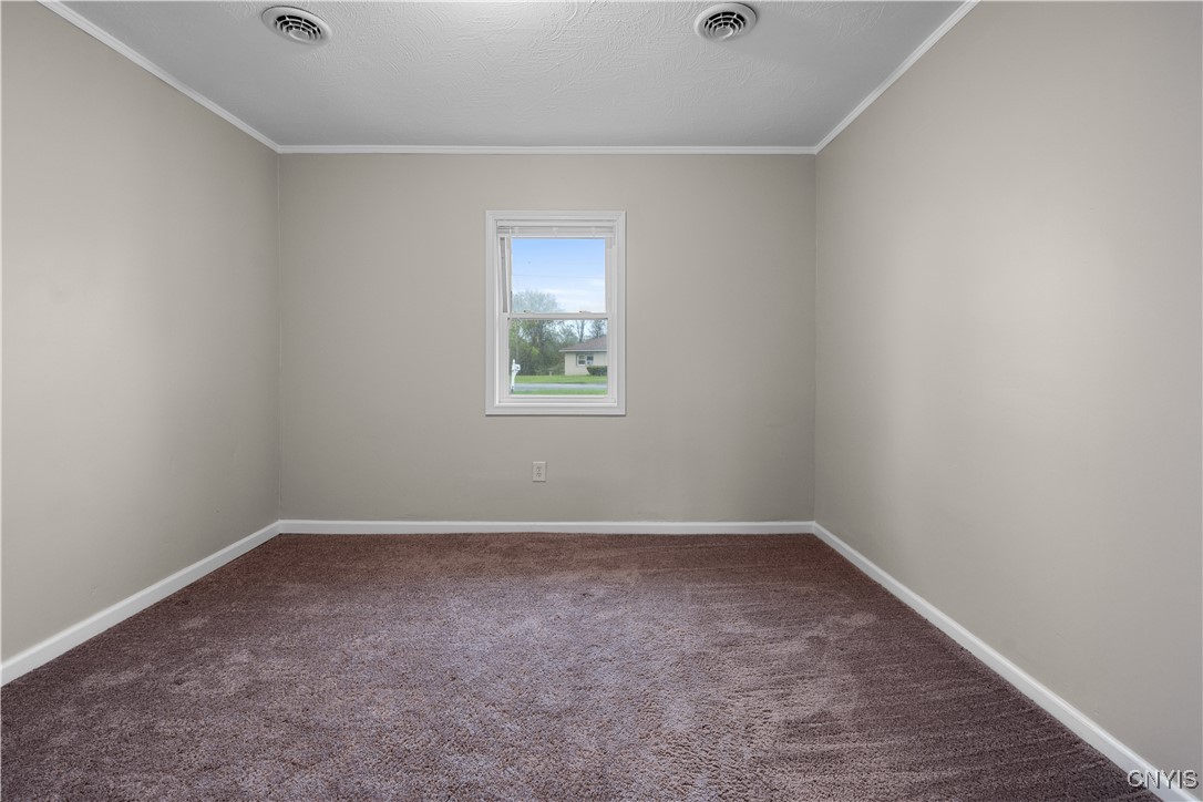 5904 Warren Drive, Cicero, New York image 22