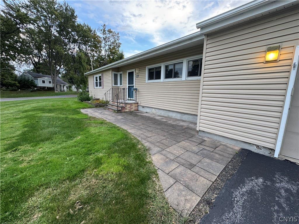 Photo of 17 Gooseberry Lane, Clay, NY 13090 (MLS # S1697825)
