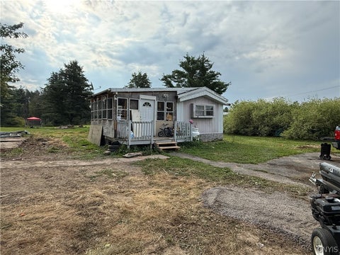 Mobile Home For Sale - 2714 Us Route 11<br/> Parish, NY 13131