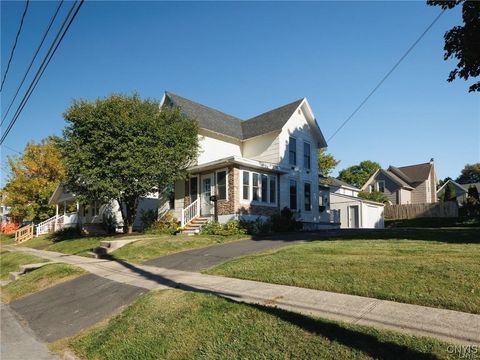 Photo of 435 S Hamilton Street, Watertown City, NY 13601 (MLS # S1650023)