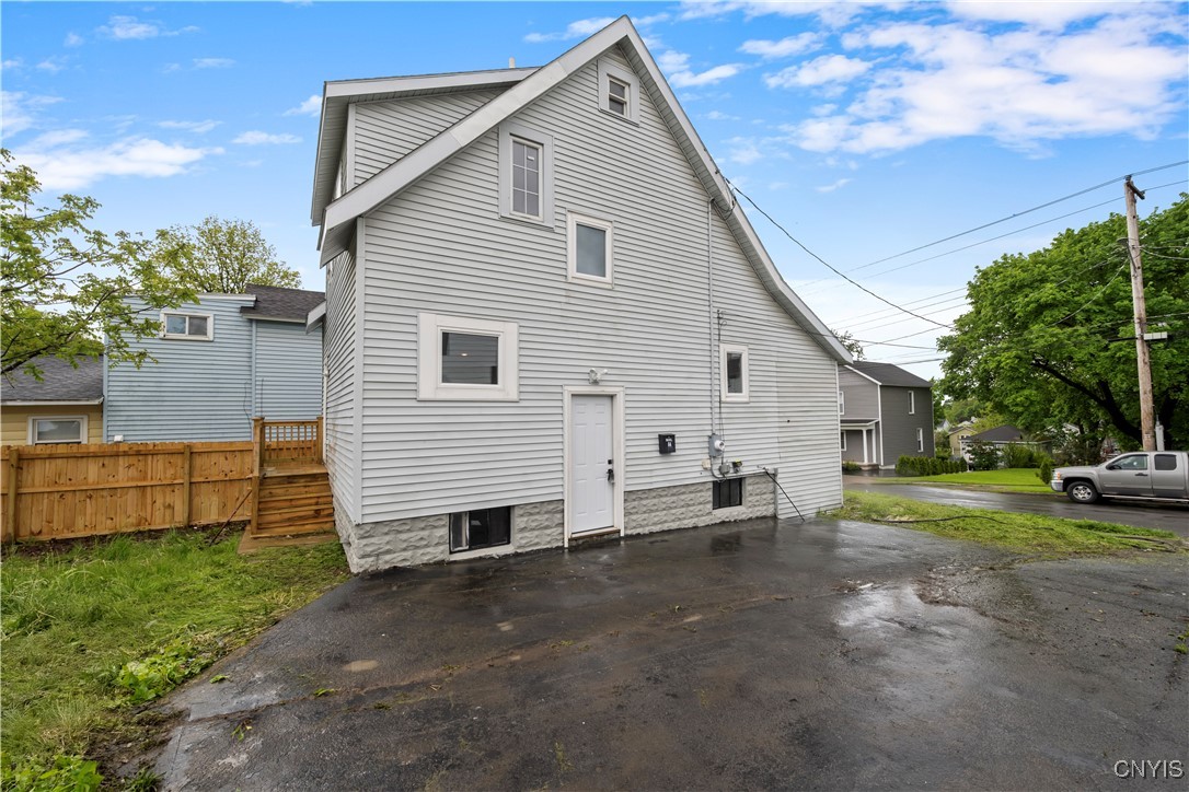 84 N Lewis Street