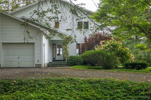 Homes For Rent - 1916 W Lake Road<br/> Skaneateles, NY 13152
