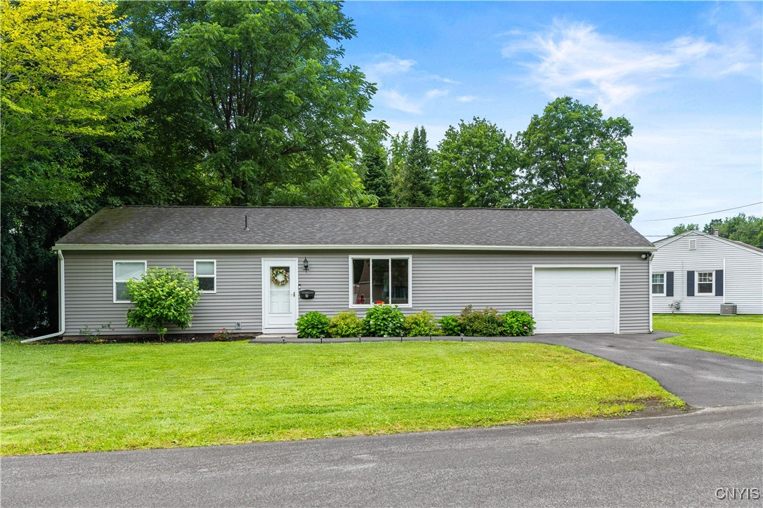 4 Oakdale Circle