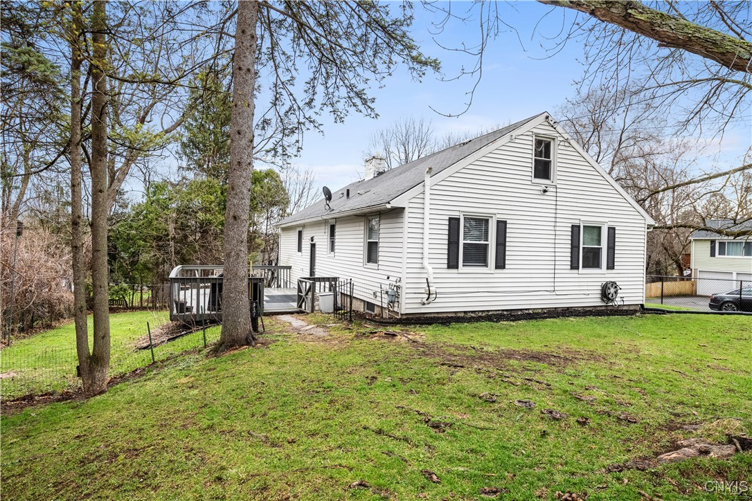 300 Mcclennan Drive, Manlius, New York image 6