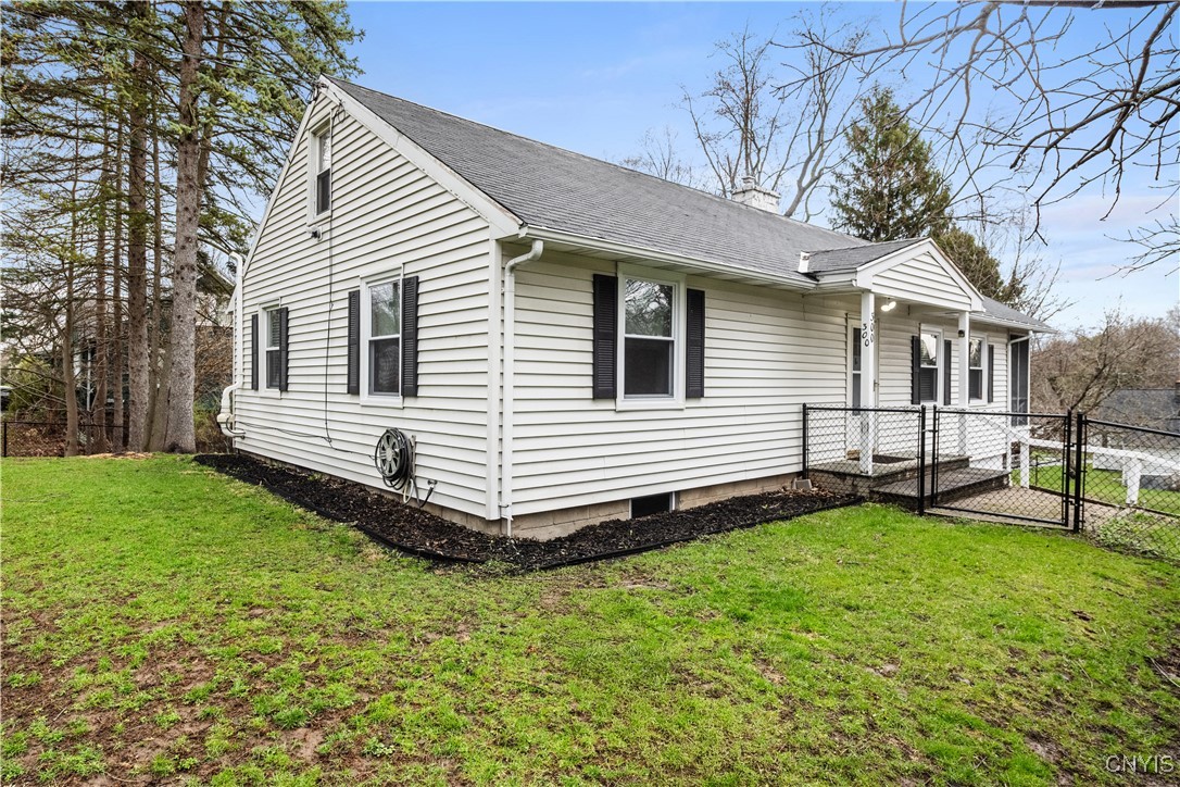 300 Mcclennan Drive, Manlius, New York image 5
