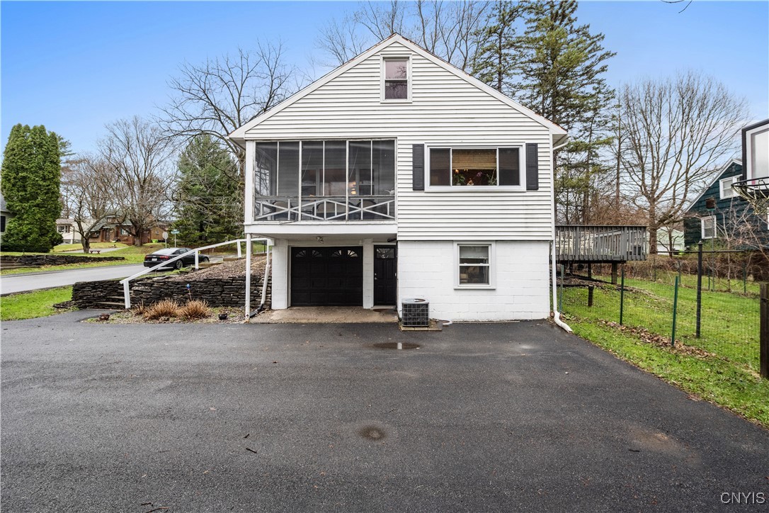 300 Mcclennan Drive, Manlius, New York image 4