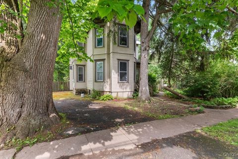 814 Oswego Street Liverpool NY 13088