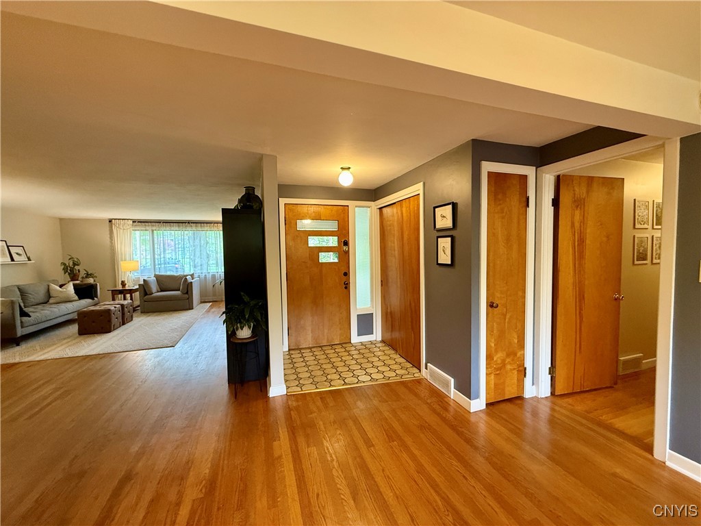 1030 Jamesville Ave Ave, Syracuse, New York image 9