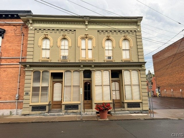 MLS: S1703405