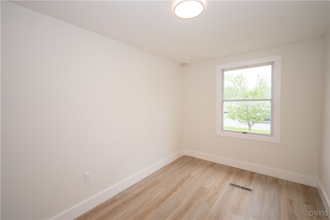 Cicero, New York 13029, United States, 3 Bedrooms Bedrooms, ,2 BathroomsBathrooms,Residential,Active,203687