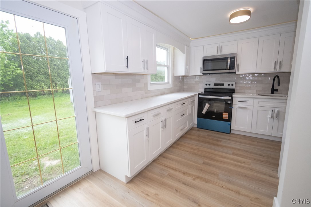 Cicero, New York 13029, United States, 3 Bedrooms Bedrooms, ,2 BathroomsBathrooms,Residential,Active,203687