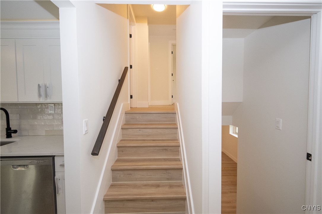 Cicero, New York 13029, United States, 3 Bedrooms Bedrooms, ,2 BathroomsBathrooms,Residential,Active,203687