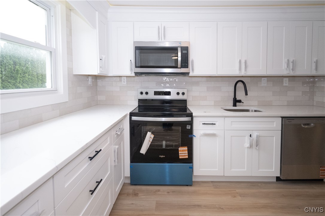 Cicero, New York 13029, United States, 3 Bedrooms Bedrooms, ,2 BathroomsBathrooms,Residential,Active,203687