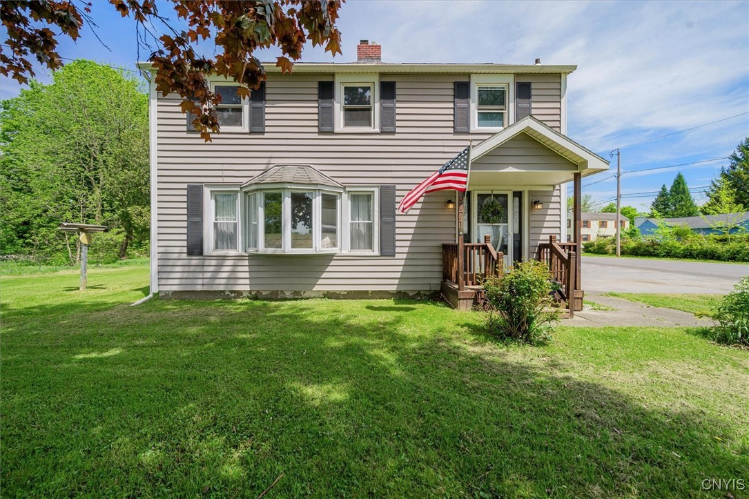 9771 River Road, Marcy, New York image 2