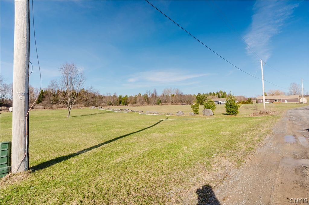 Photo of 31125 Deer Trail Trl, Rutland, NY 13612 (MLS # S1670295)