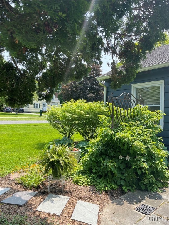 25 S Hunter Avenue, Auburn, New York image 11