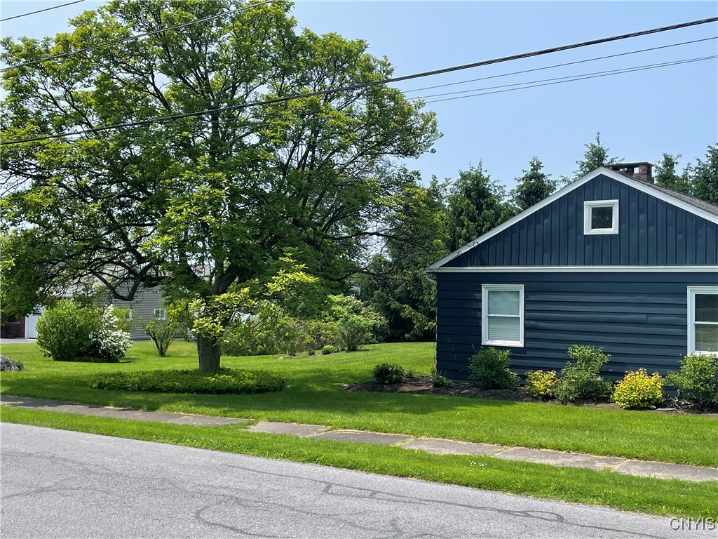 25 S Hunter Avenue, Auburn, New York image 5