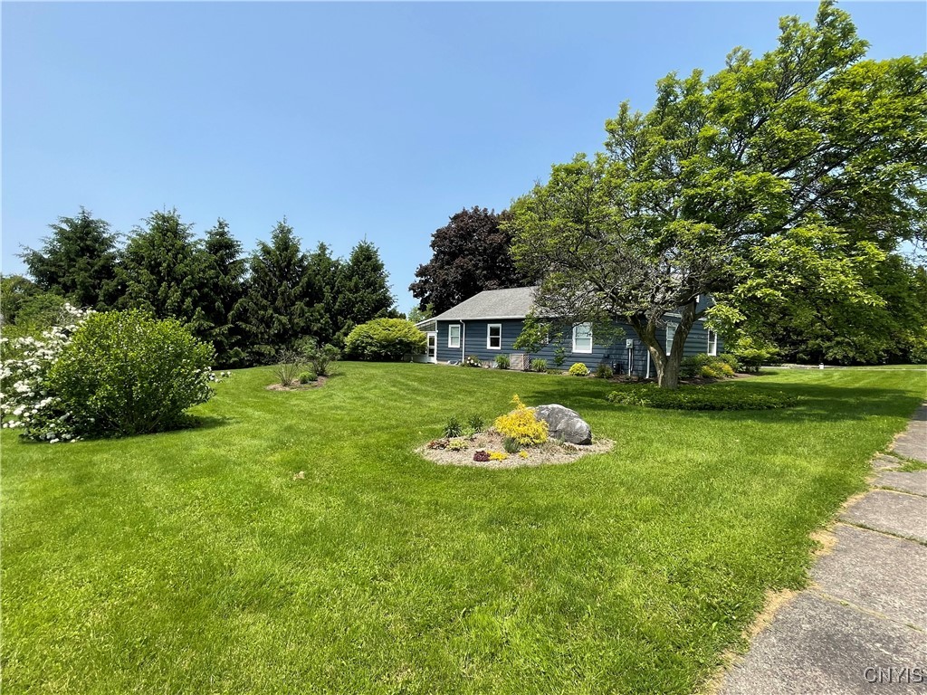 25 S Hunter Avenue, Auburn, New York image 7