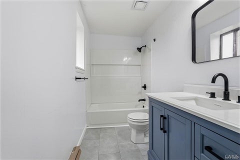 Tiny photo for 100 Signal Ridge RDG, Camillus, NY 13209 (MLS # S1724327)