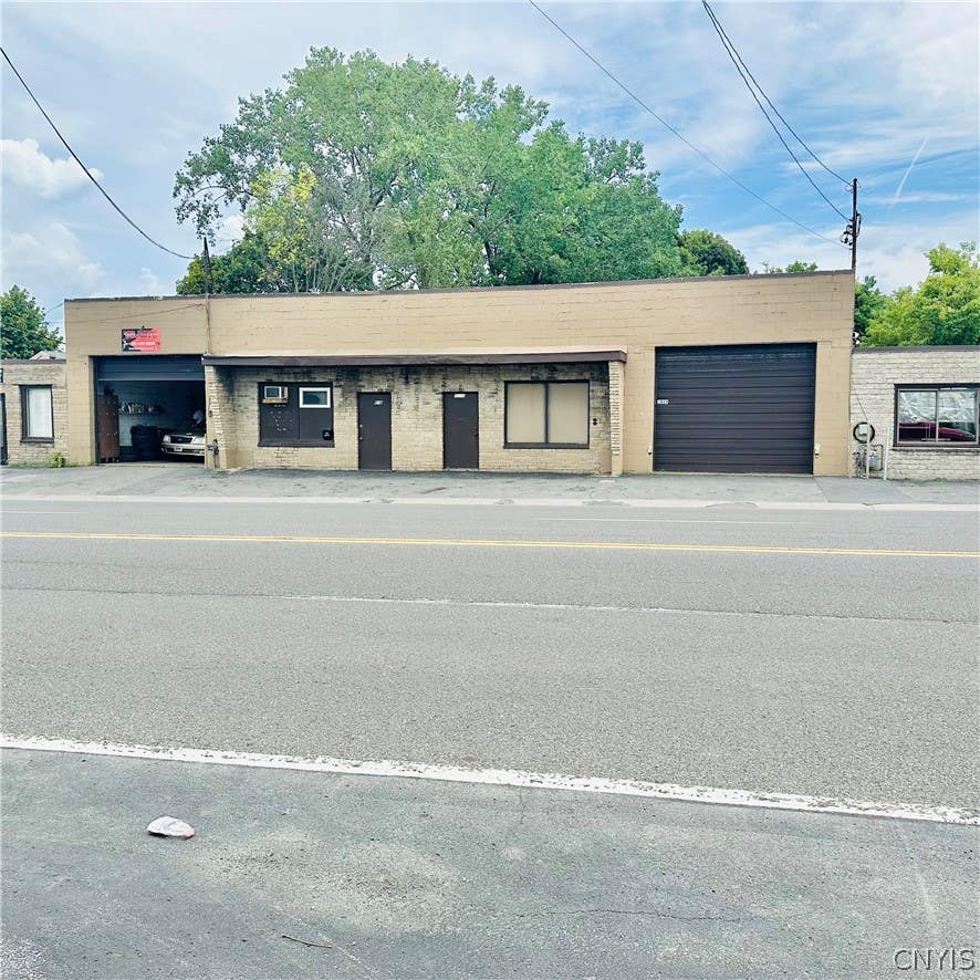 Photo of 2018 Teall Avenue #2012, Salina, NY 13206 (MLS # S1704630)