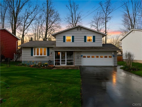 Homes For Sale - 4270 Orion Path Path<br/> Clay, NY 13090