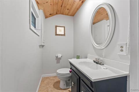 Tiny photo for 2447 Wilson Point Road, Sullivan, NY 13032 (MLS # S1702301)