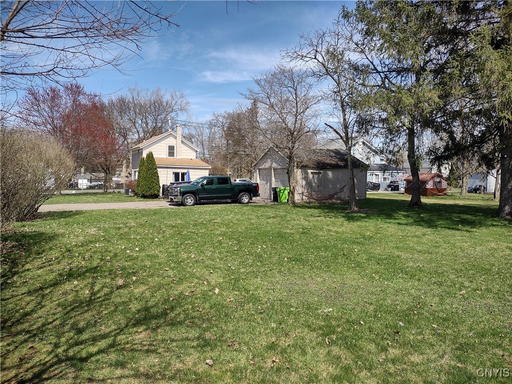 121 Chestnut Street, Clay, New York image 32