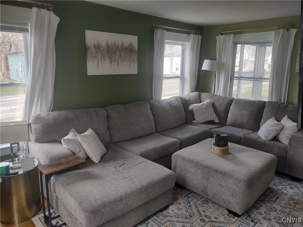 121 Chestnut Street, Clay, New York image 13