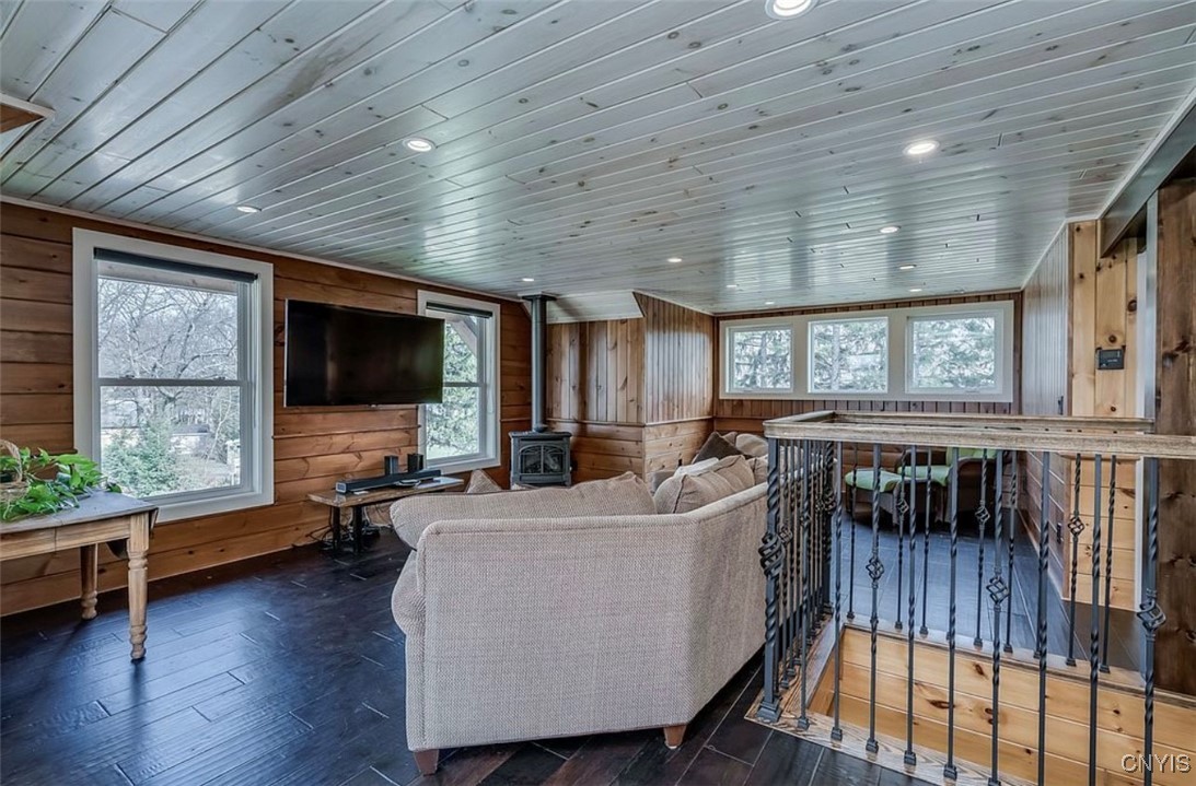 37000 Rock Beach Road, Cape Vincent, New York image 18