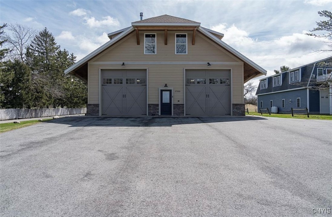 37000 Rock Beach Road, Cape Vincent, New York image 4