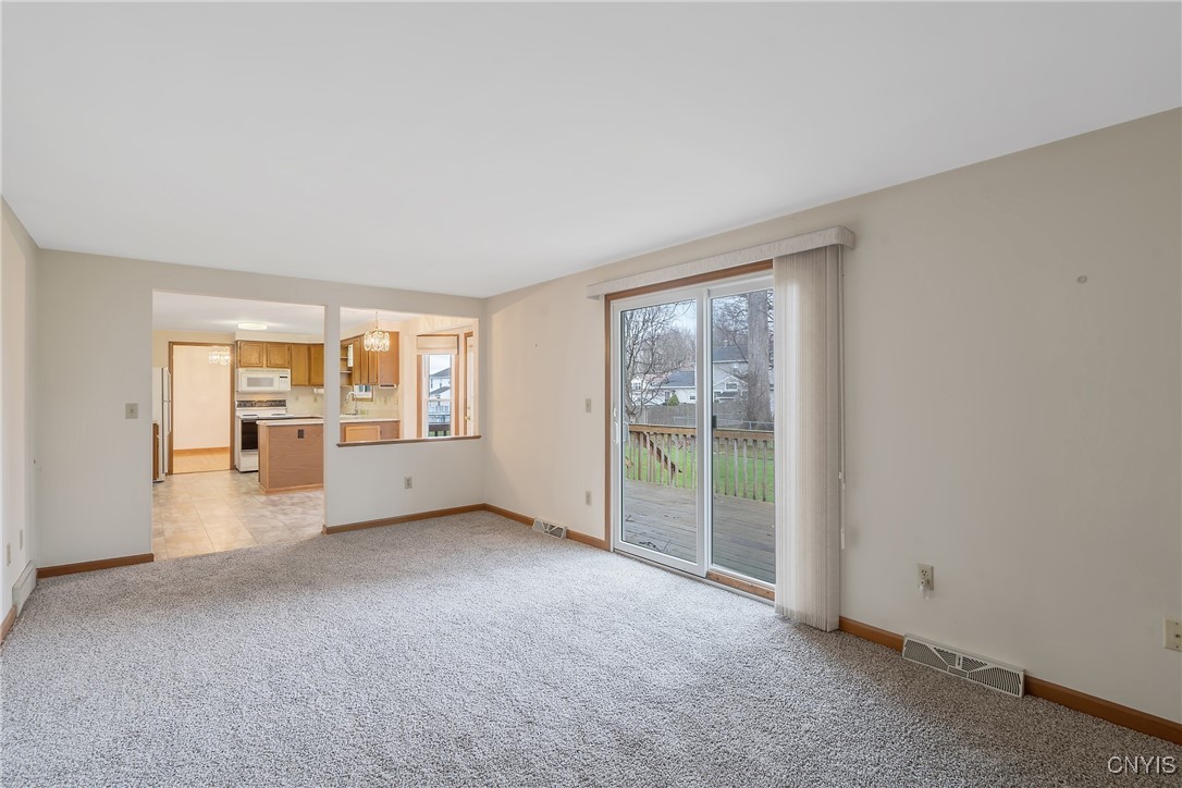 8616 Snowshoe Trail, Cicero, New York image 20
