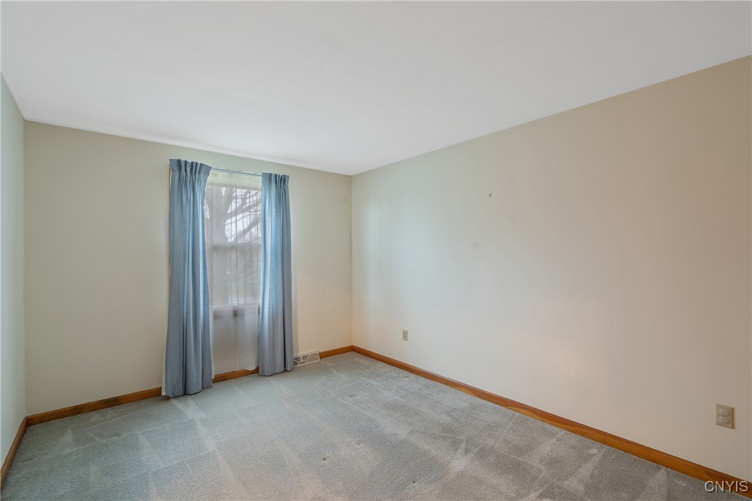 8616 Snowshoe Trail, Cicero, New York image 30