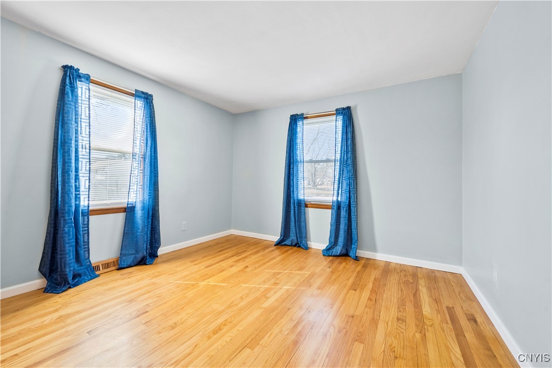 208 Lawdon Street, Clay, New York image 14