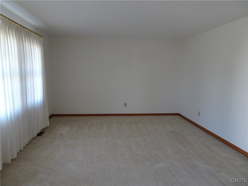 Geddes, New York 13219, United States, 2 Bedrooms Bedrooms, ,2 BathroomsBathrooms,Residential,Pending,182101