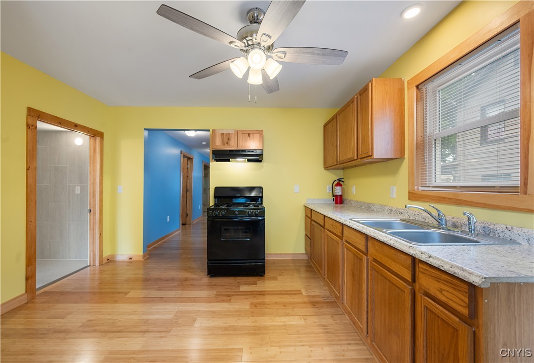 84 Grant Avenue, Auburn, New York image 22