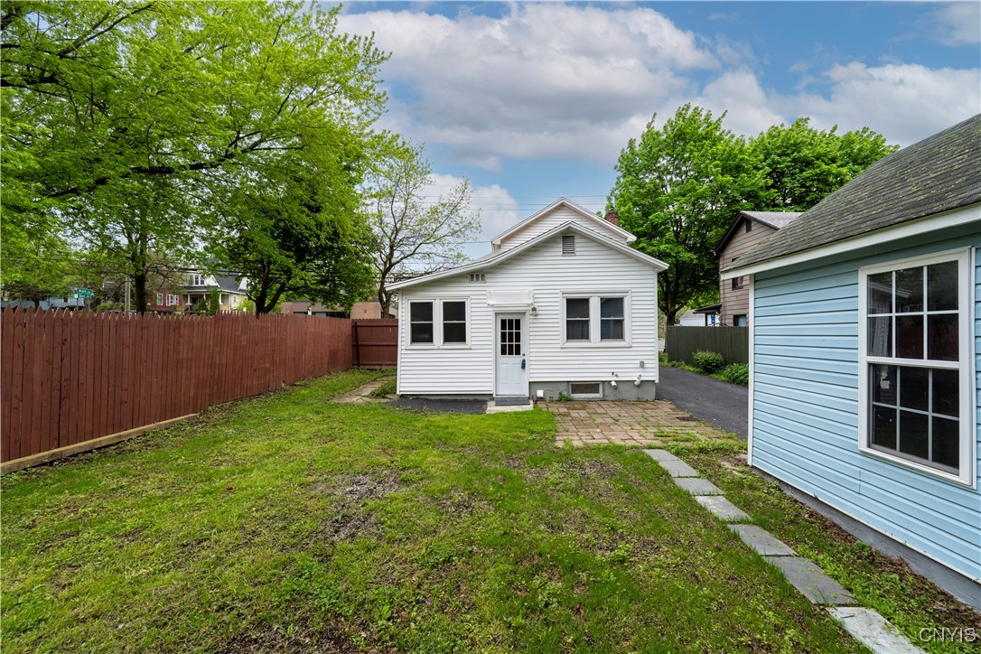 84 Grant Avenue, Auburn, New York image 31
