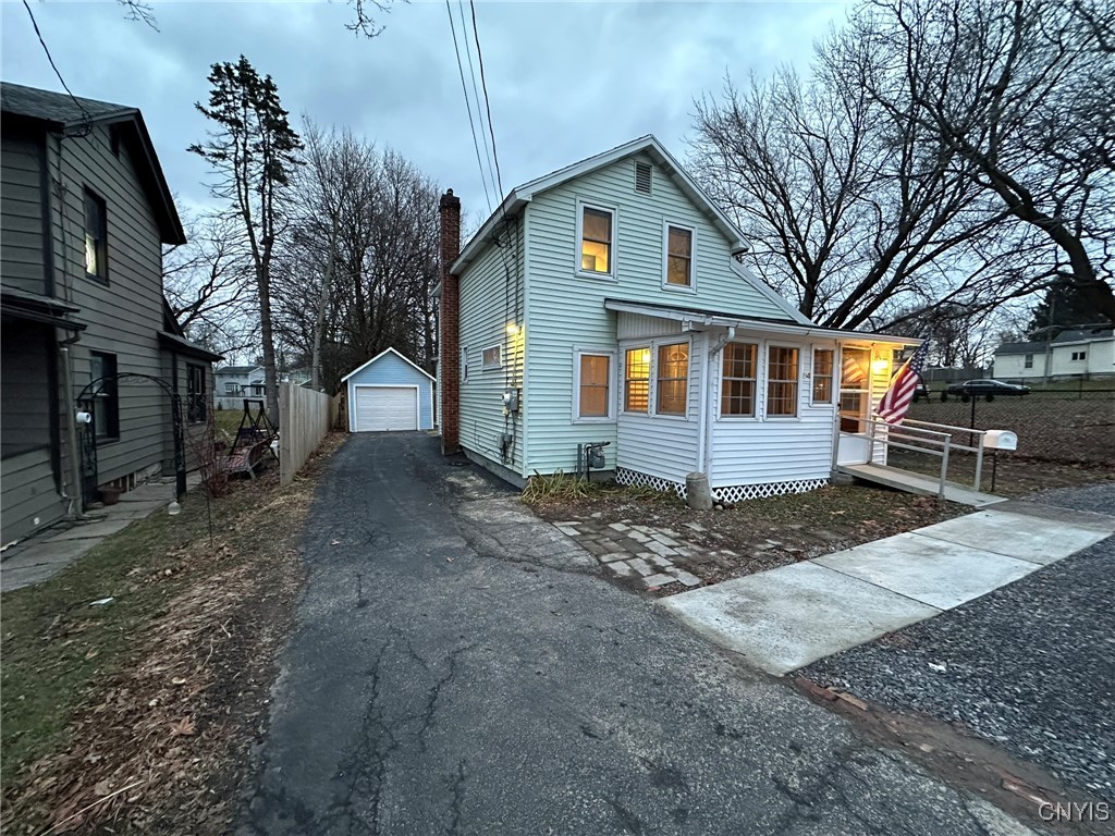 84 Grant Avenue, Auburn, New York image 2