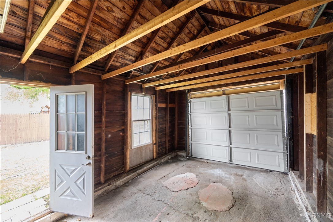 84 Grant Avenue, Auburn, New York image 34