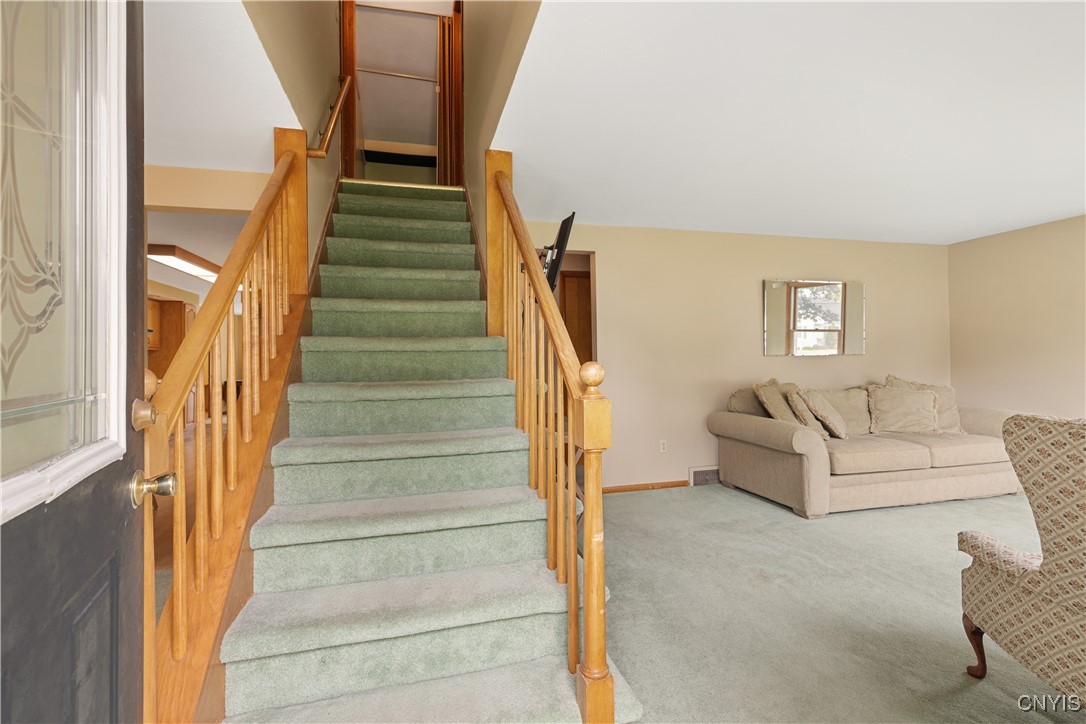 105 Lawdon Street, Clay, New York image 5