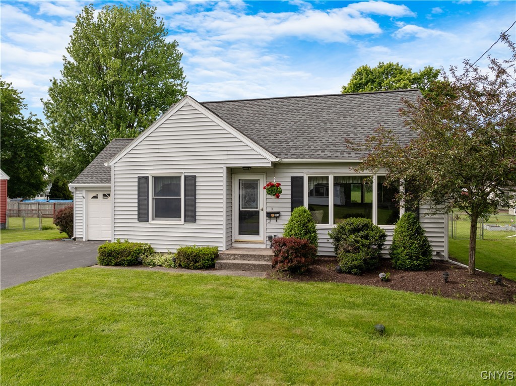 105 Lawdon Street, Clay, New York image 2