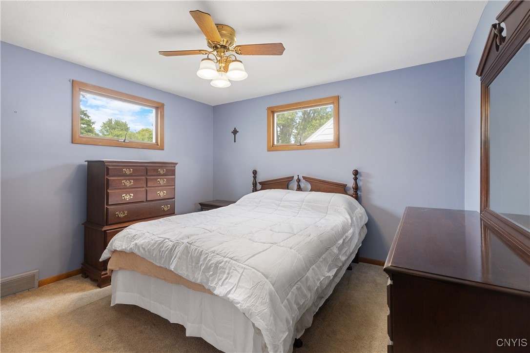105 Lawdon Street, Clay, New York image 23