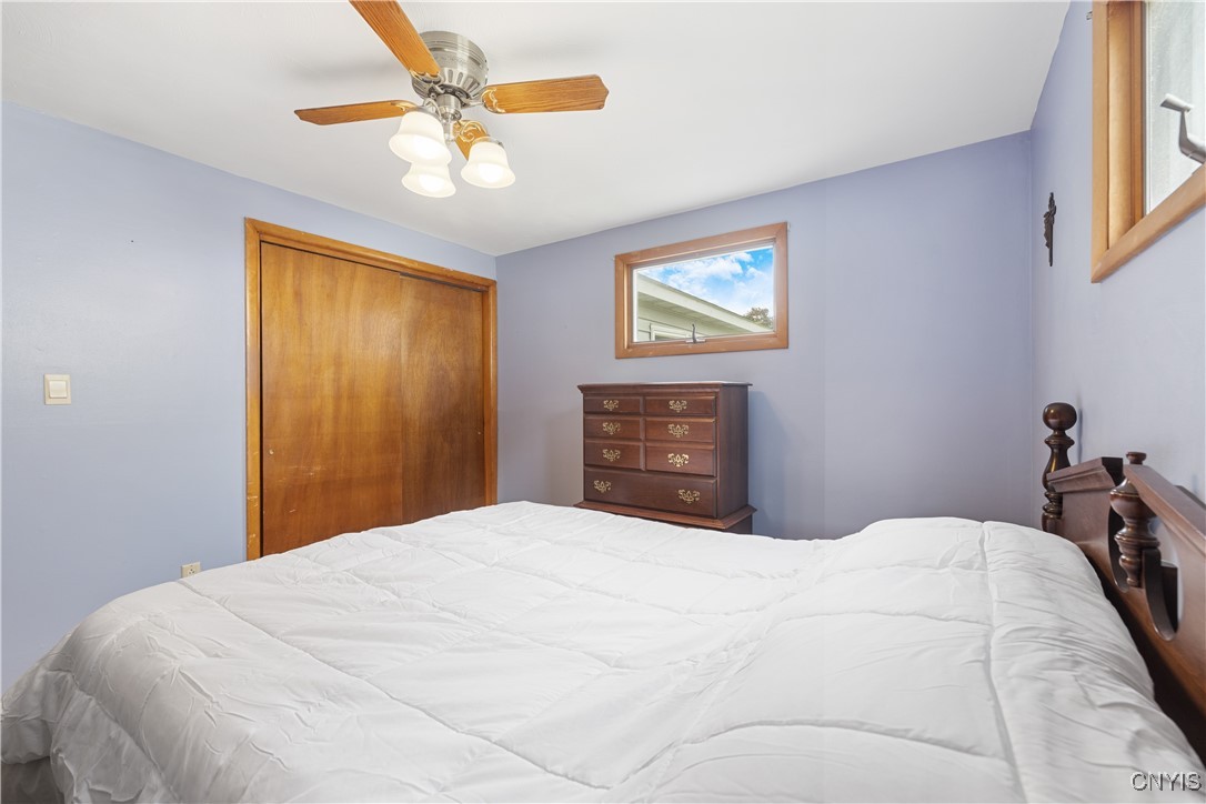 105 Lawdon Street, Clay, New York image 24