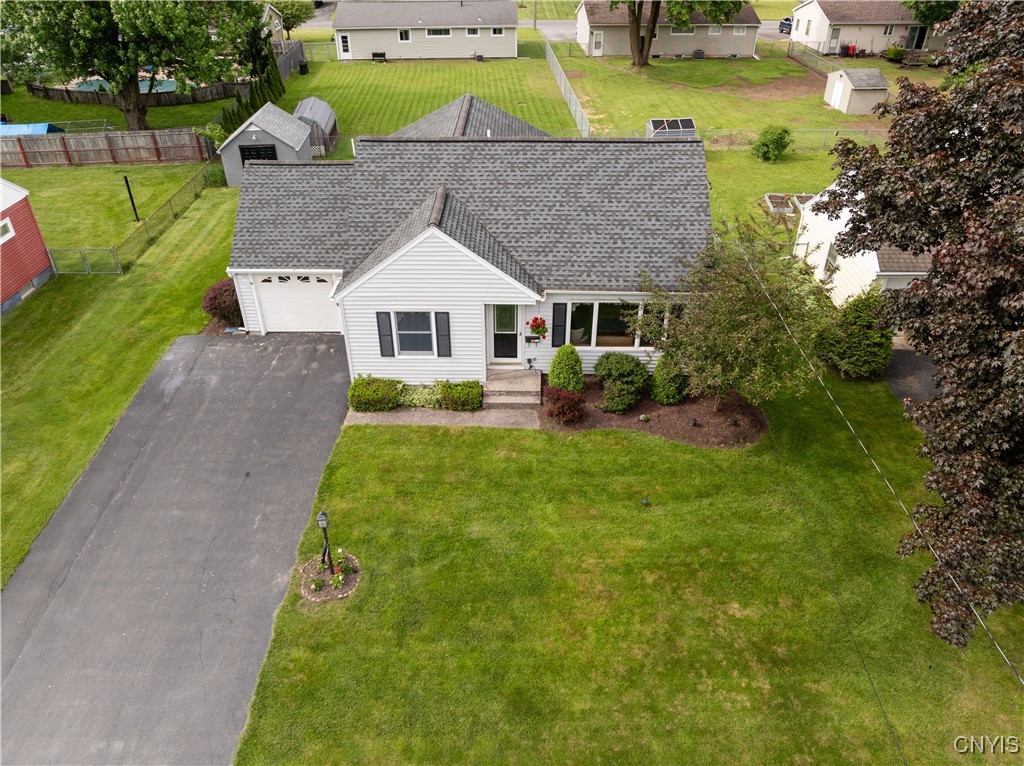 105 Lawdon Street, Clay, New York image 36