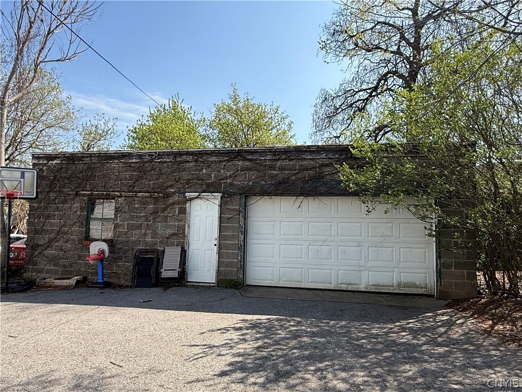 920 Oak Street