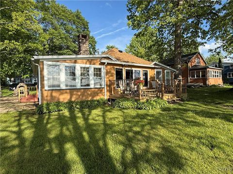 6961 Owens Shore Road Wolcott NY 14590