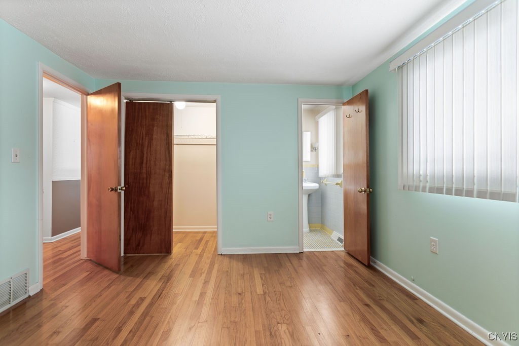 7439 Rosewood Circle, Cicero, New York image 14