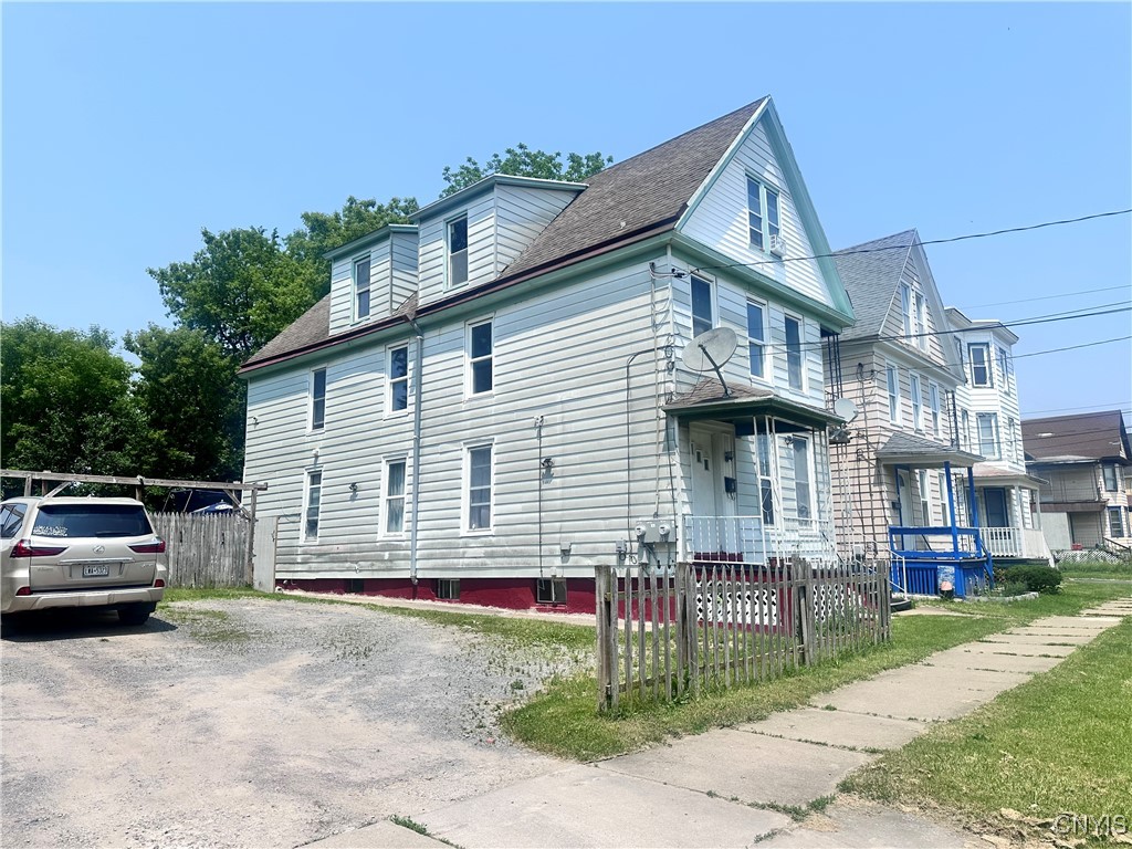1504 Conkling Avenue