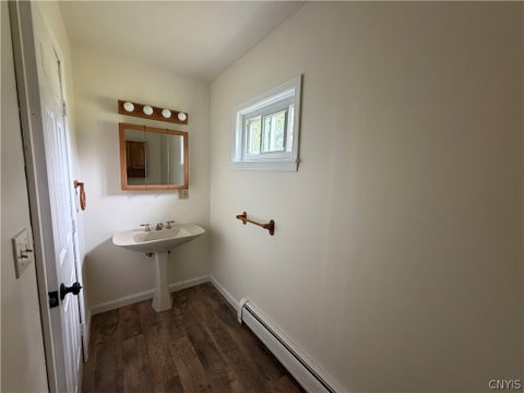 Tiny photo for 86 Clinton RD, New Hartford, NY 13417 (MLS # S1715026)