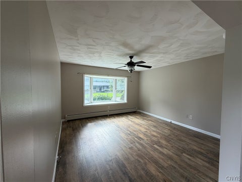 Tiny photo for 86 Clinton RD, New Hartford, NY 13417 (MLS # S1715026)